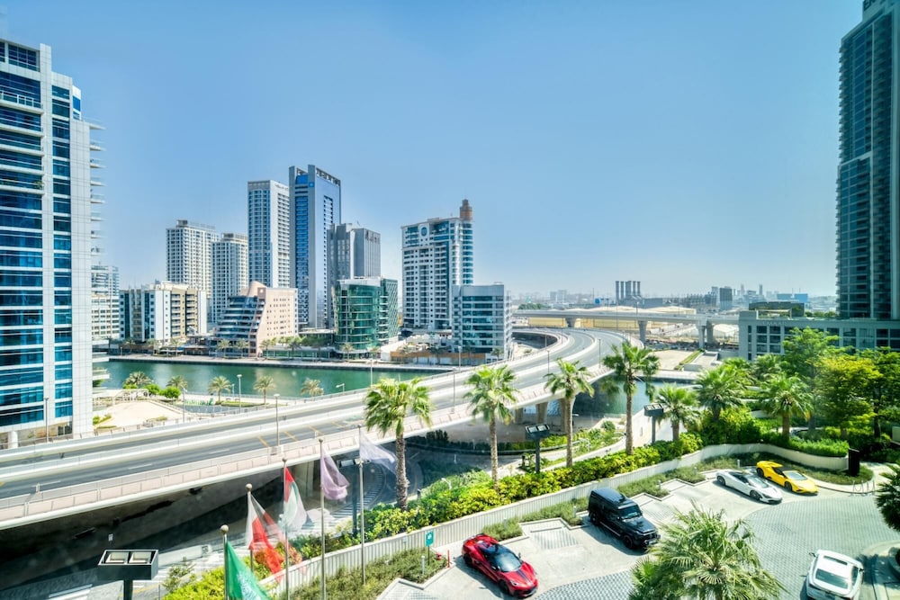 Classy Address JBR 3BR w Balcony and Beach Access