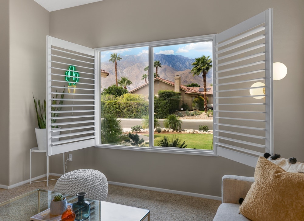 The Cozy Vibe w/ Pool & Spa