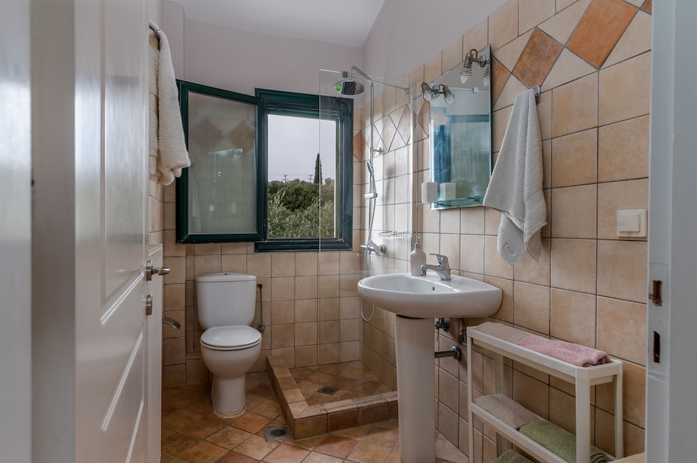 Koxyli Village Studios & Apartments
