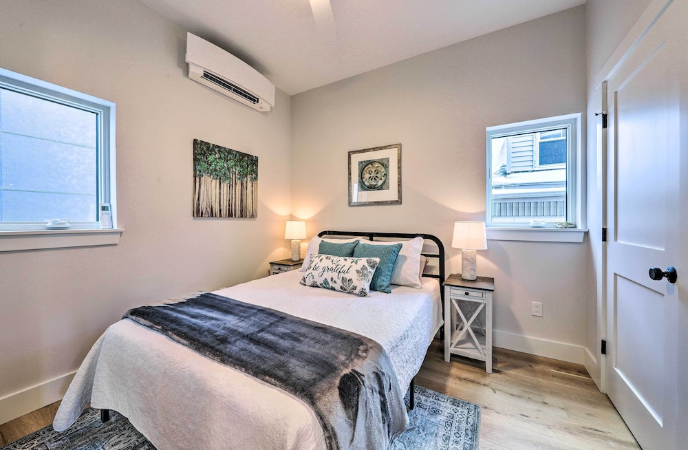 Portland Vacations - Spacious Portland Home: Walk Downtown! - Property Image 29