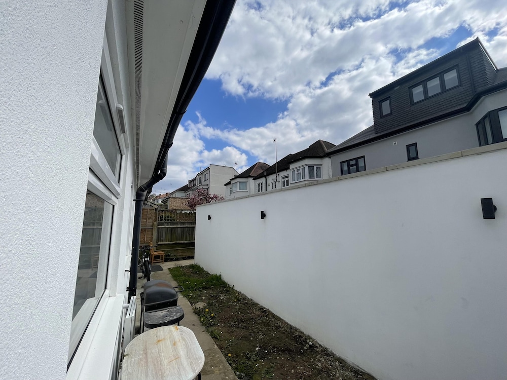 outdoor bbq area