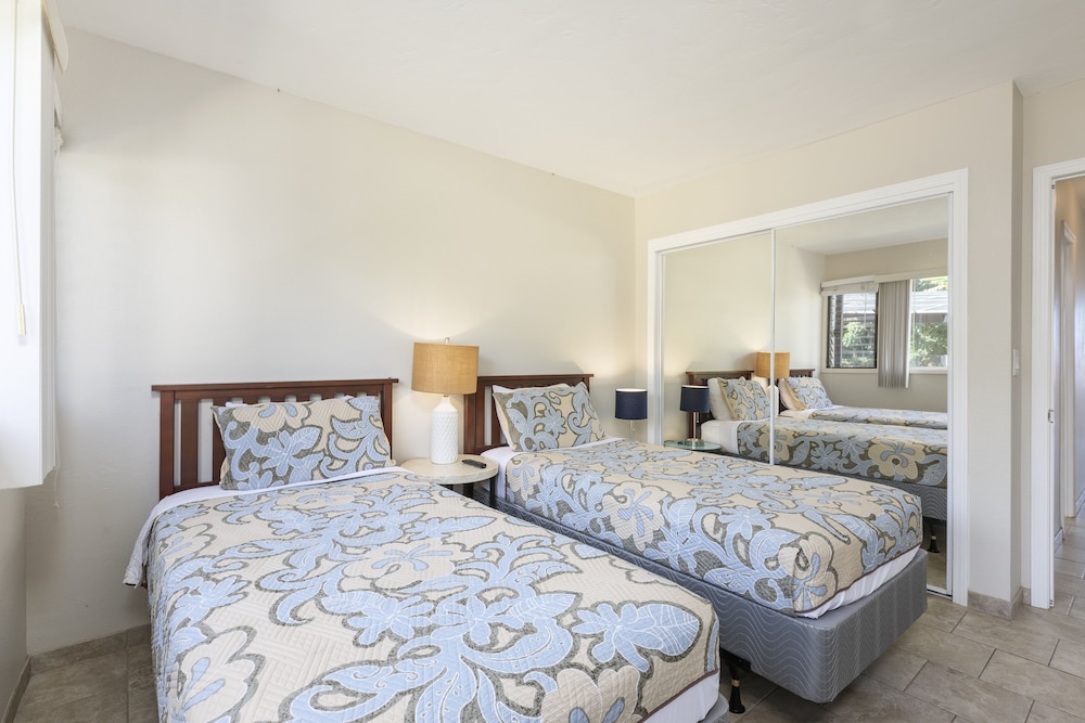 Kona Coffee Villas E246 2 Bedroom Condo