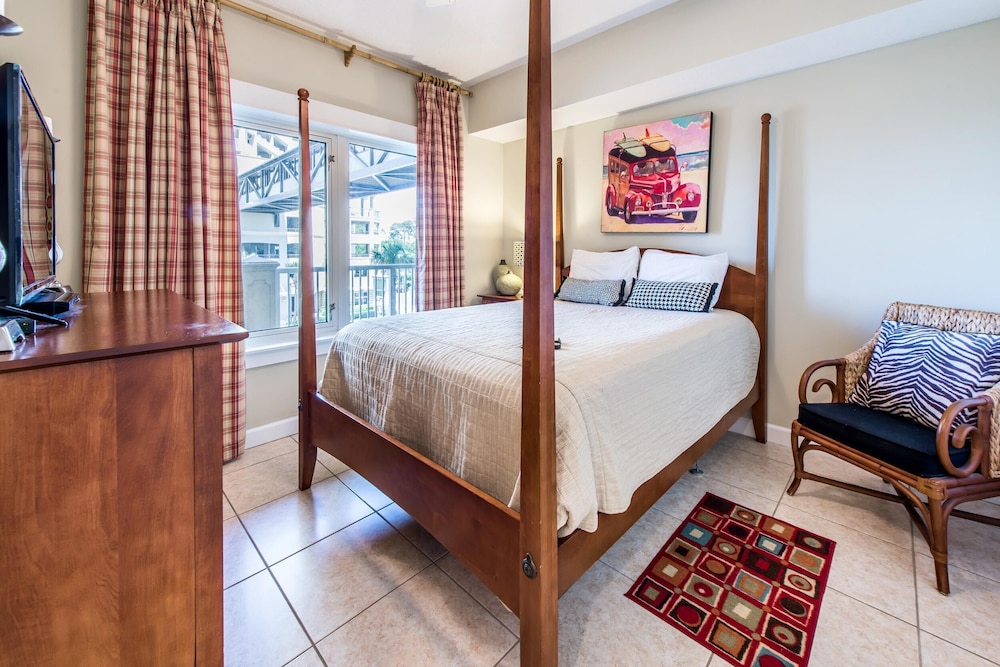 Grand Panama 1-303