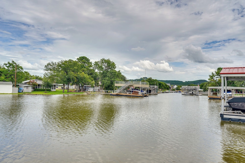 Possum Kingdom Lake House w/ Private Dock & Views