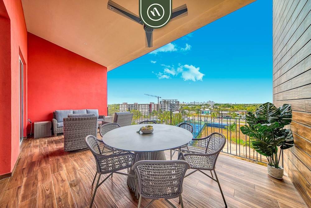 2BR Penthouse in Nuevo Vallarta - Terrace - Pool