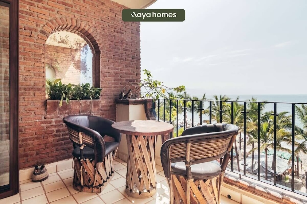 Ocean View 1Br Condo-balcony-beach-pool - 502