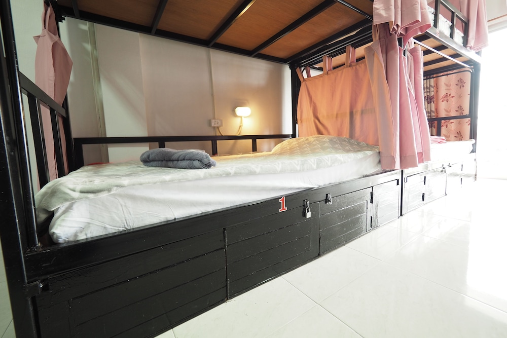 Arisa Hostel
