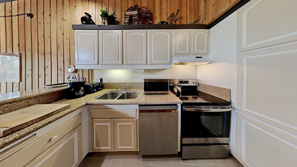Mammoth Mountain - Vacation Condos