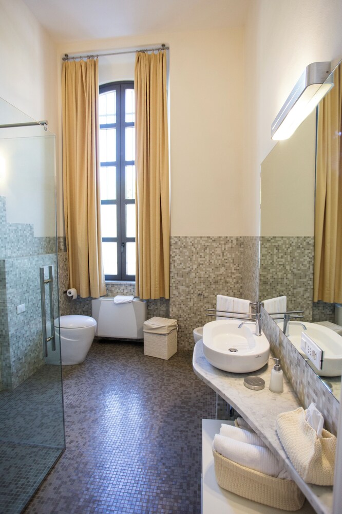 Mira-mare Apartments & Suites