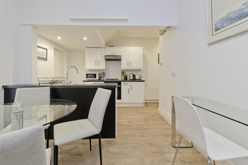 Long Stay Discounts - Cosy 2 Bedroom Flat
