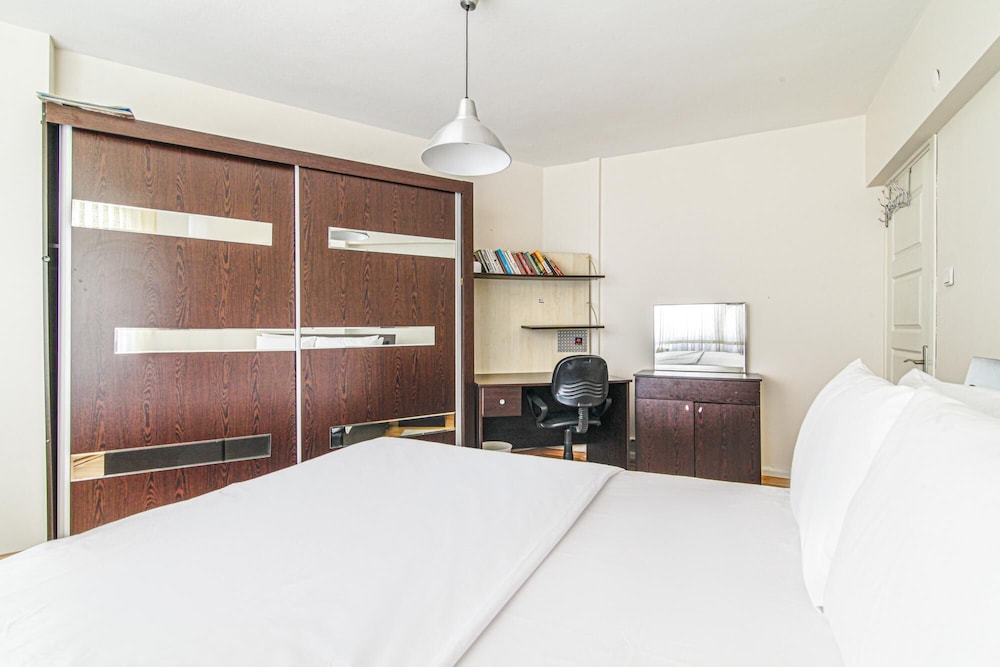 Centrally Located Chic Flat in Sisli