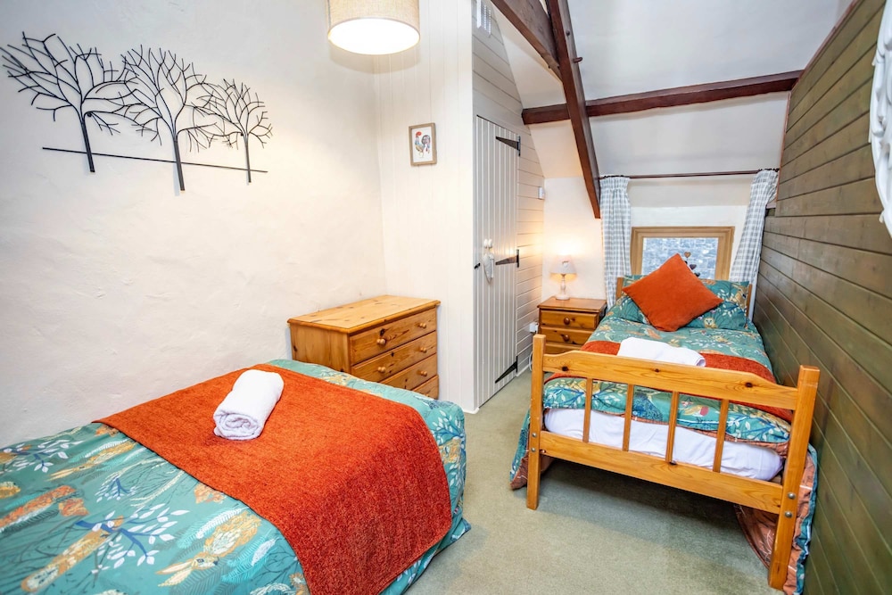 Hall House Estate - 4 Properties- St Florence