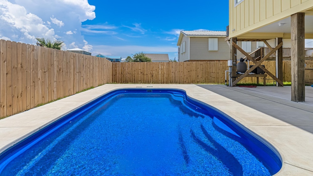 Dreezy's Hideaway by Southern Vacation Rentals