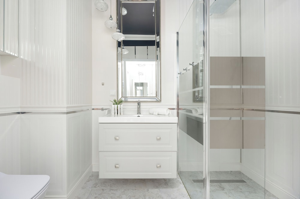 Warsaw Apartment by Renters Prestige view 4