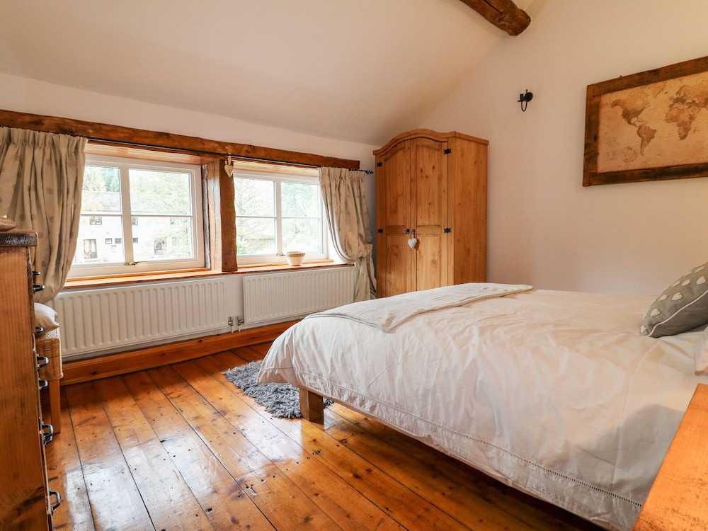 Hallbrook Cottage