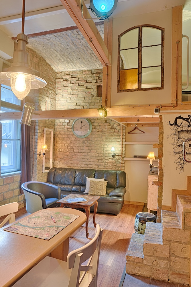 Lavender Circus Hostel