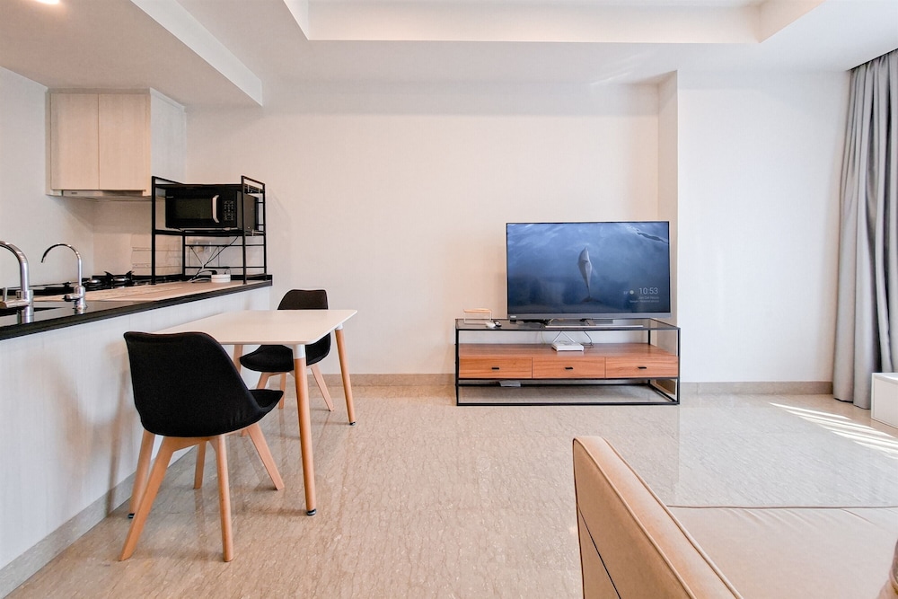 Minimalist 1Br Branz Bsd City Apartment Near Aeon Mall
