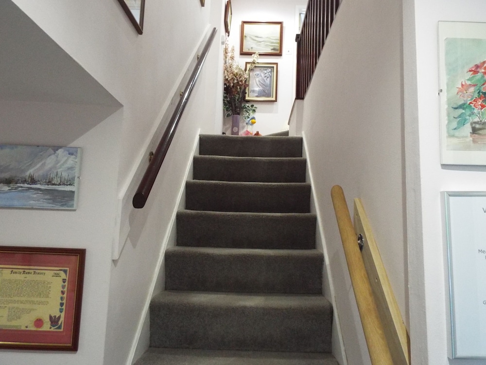 Meadowbrook Cottage B&B