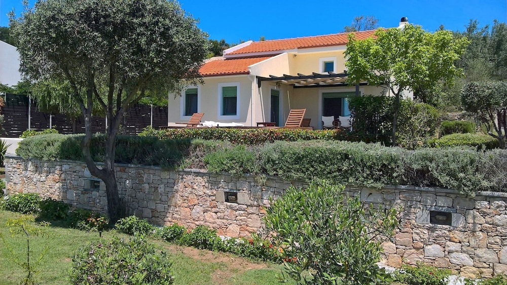 Villa Mirothea