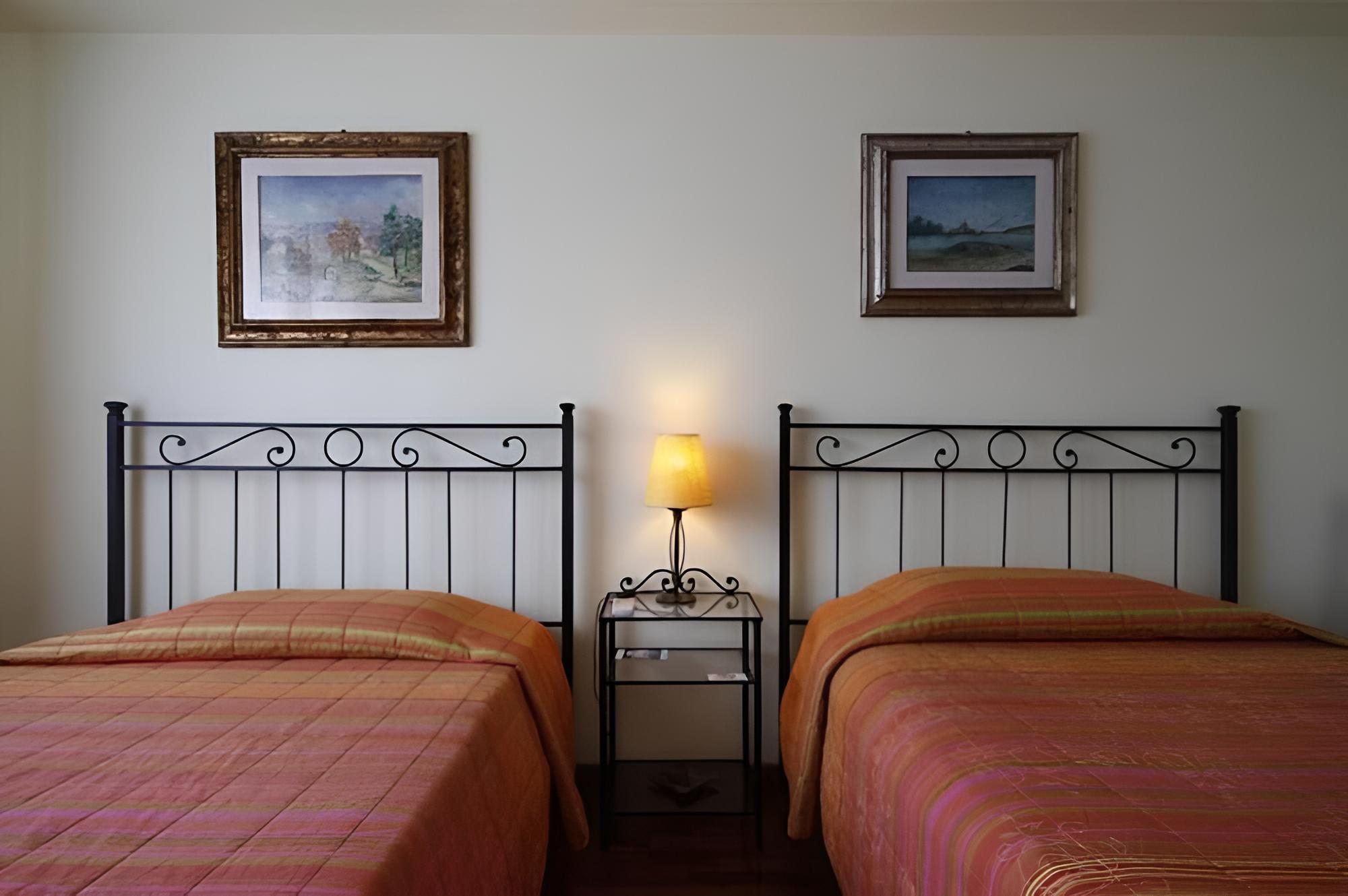 B&B Davila 25