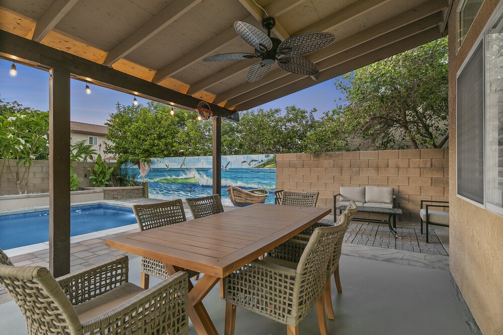 Desert Oasis Retreat Palm Meadows Gem 3 Bedroom Home