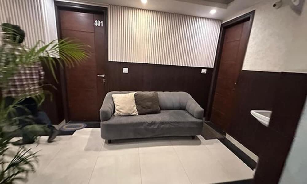 Fabhotel Buland Plaza