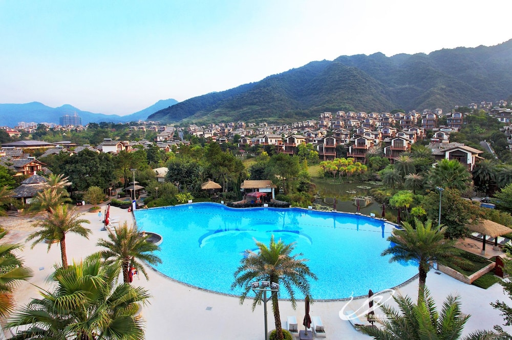 Country Garden Holiday Hot Spring Hotel Fogang
