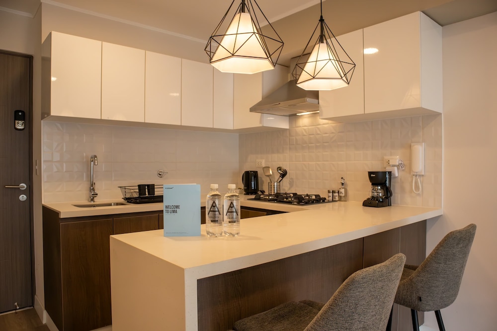 w Stunning 1BR in Miraflores