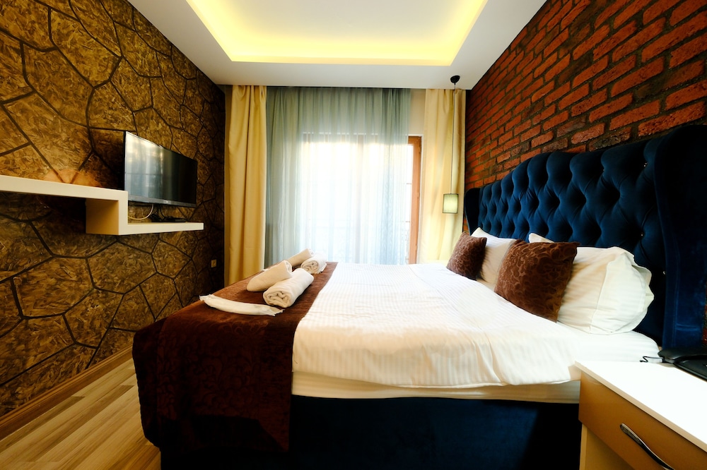 clb suite