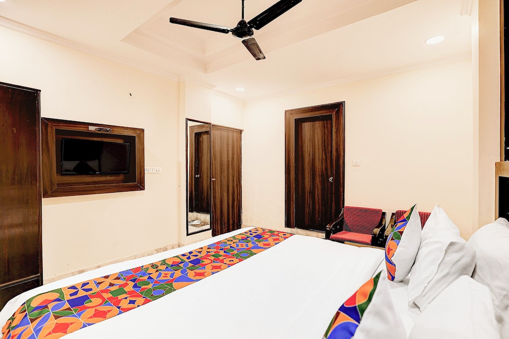 Fabhotel Comfort Stay I