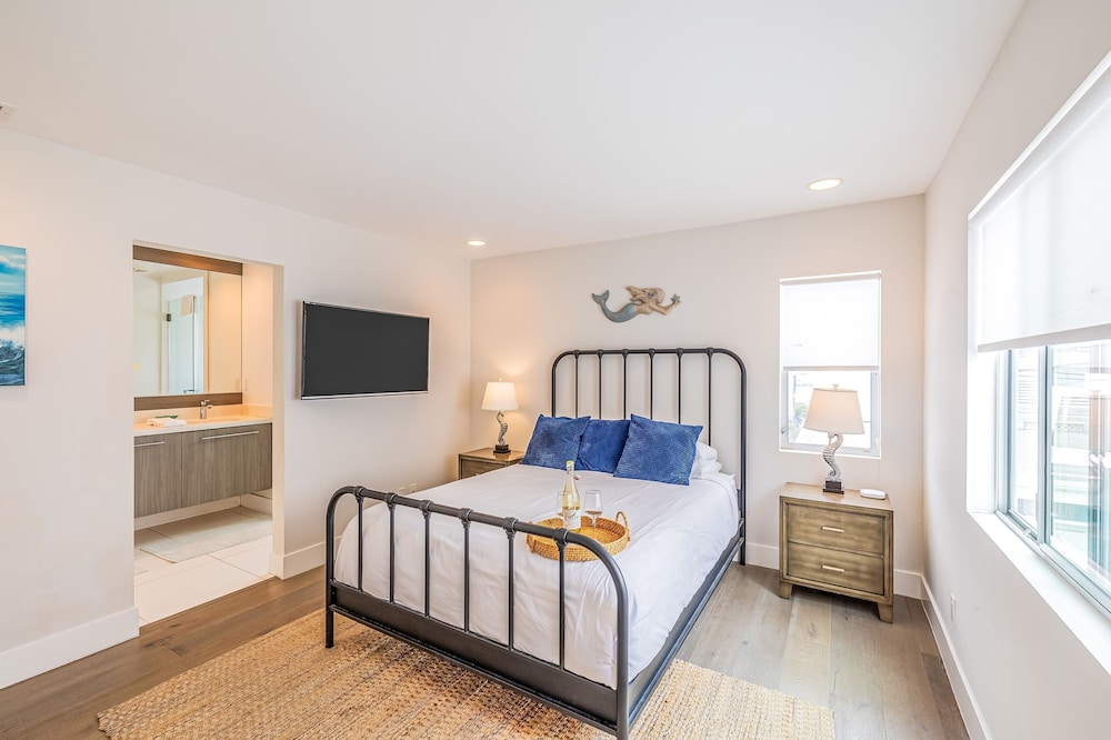 Seaside Style by Avantstay Rooftop Walk to Beach Chic Design