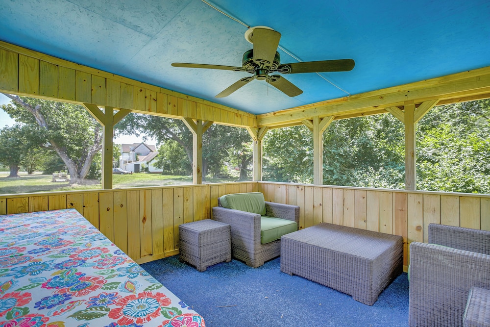 Maryland Retreat: Walk to Bay, Beach & Boat Ramp! view 4