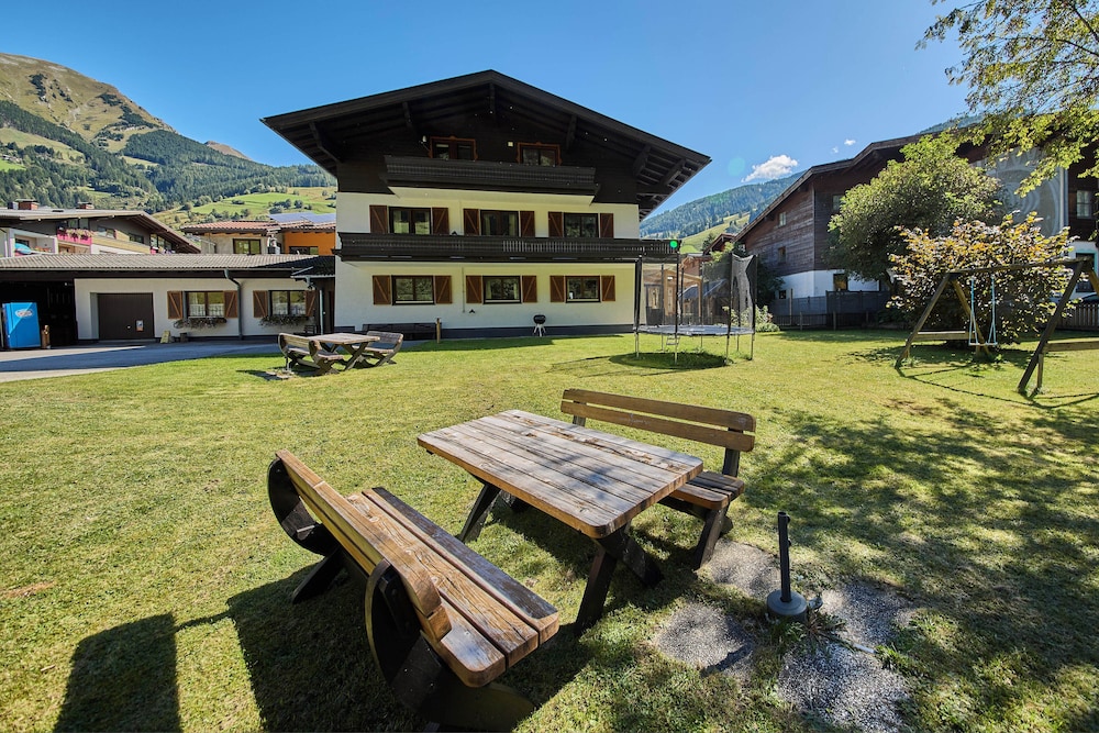 Apartments Enzian