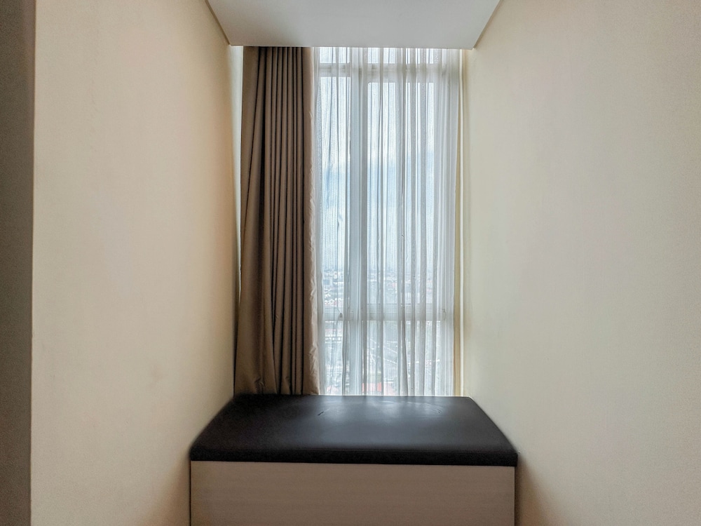 Best Price And Relaxing Studio (No Kitchen) At Tamansari Papilio Apartment
