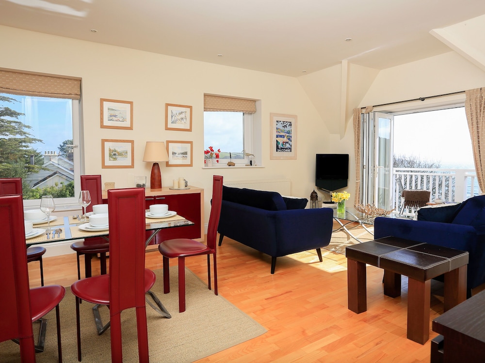 6 Grafton Towers view 2