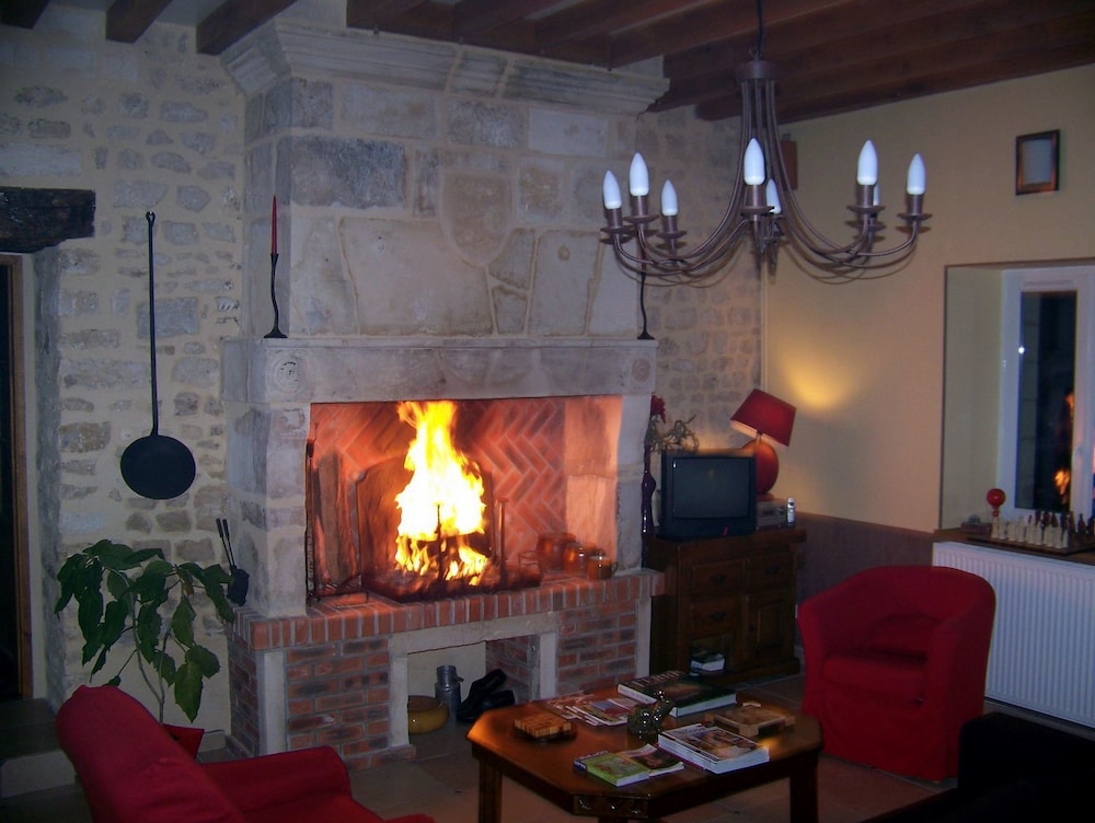 Le Bourg d'Aunou