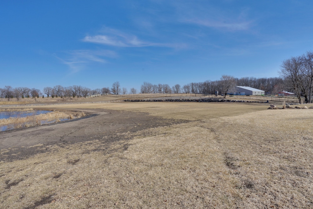 10-acre Plot: Peaceful Getaway in Webster!
