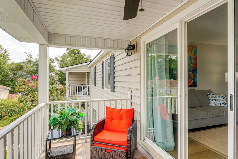 Condo w/ Amazing Amenities: 1 Mi to Beach! - Property Image 11