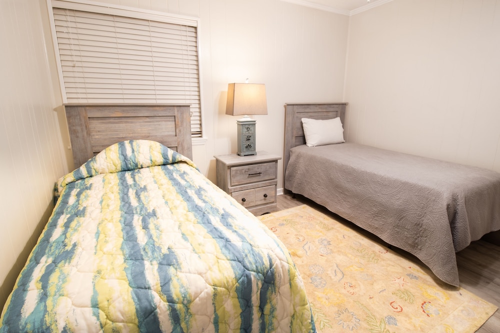 A Place At The Beach V A109 2 Bedroom Condo