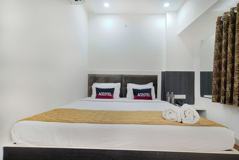 Aceotel Resort 7th Cloud Indore