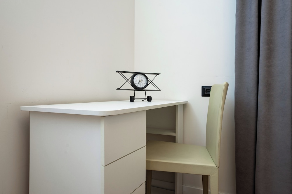 Apartment by Luxe Group SN290