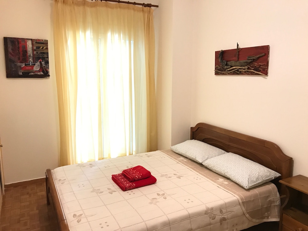 Art House In The Heart Of Athens