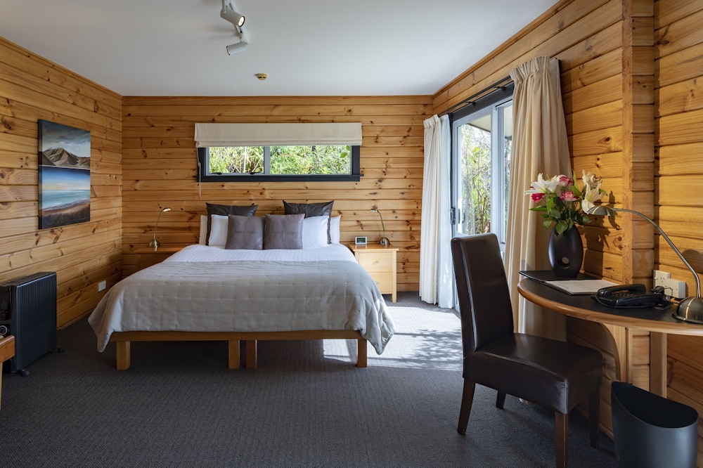 Westwood Lodge