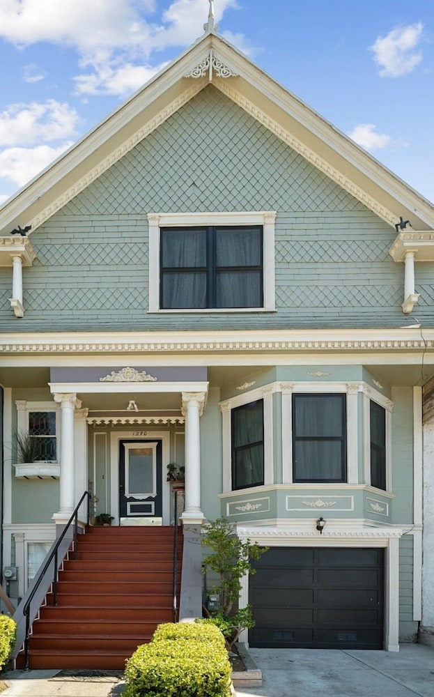 San Francisco Retreat Just Steps From Golden Gate Park And Ocean Beach! 3 Bedroom Home by RedAwning view 5