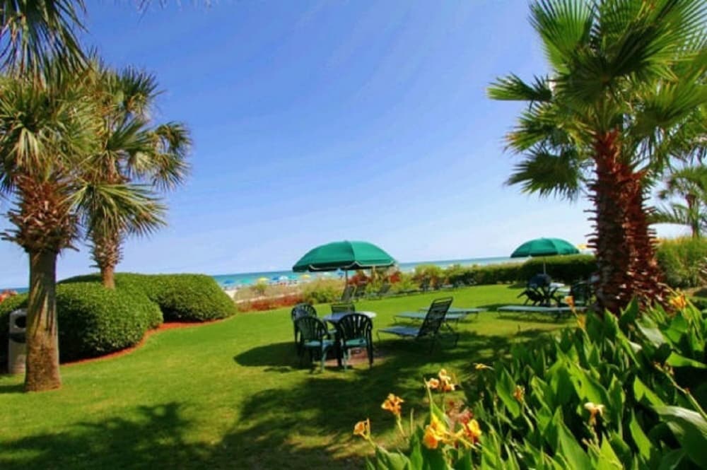 Palms Resort by Elliott Beach Rentals view 5
