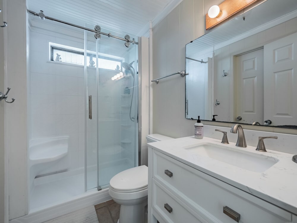 Sunray Cottage by Topsail Realty