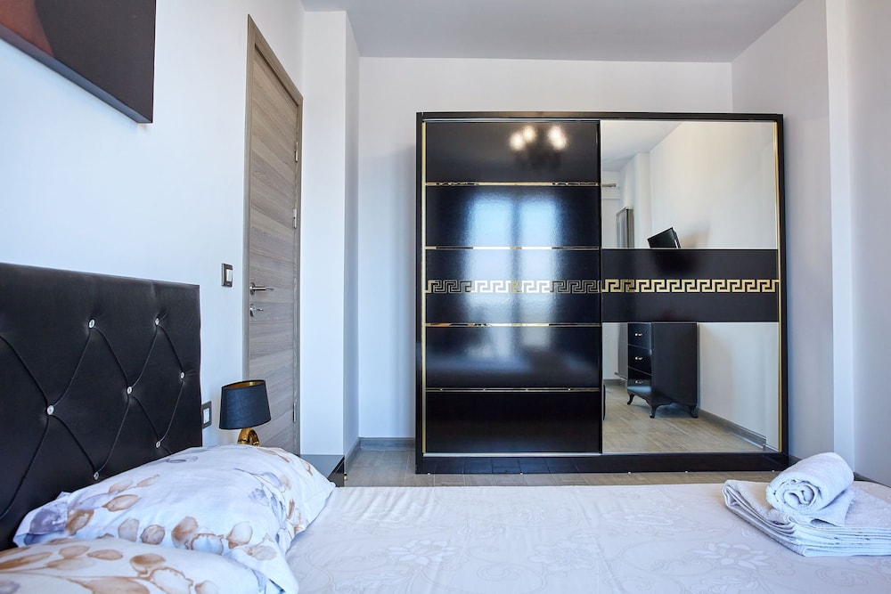 Aparthotel Ella Alezzi view 5