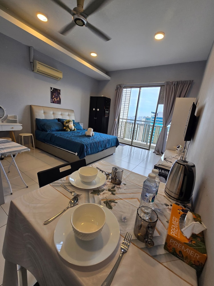 Neo Mutiara Damansara Studio 2PAX 1CP