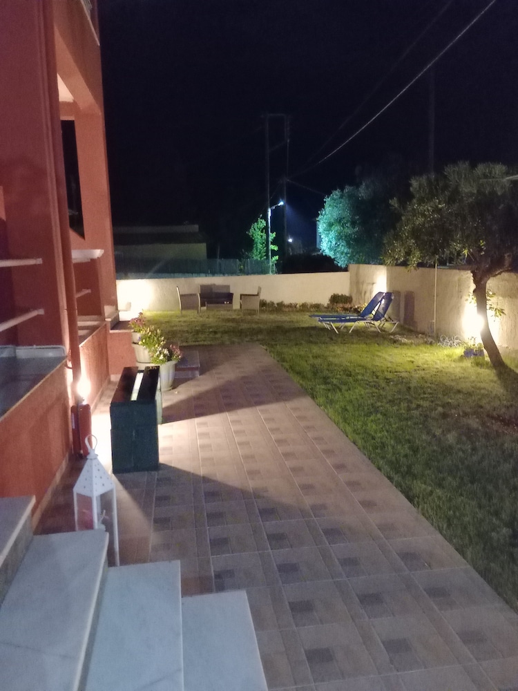 Maria Apartments