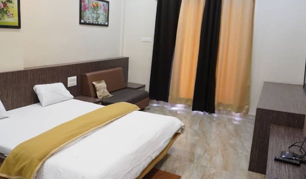 Maharaja Agrasen Resort